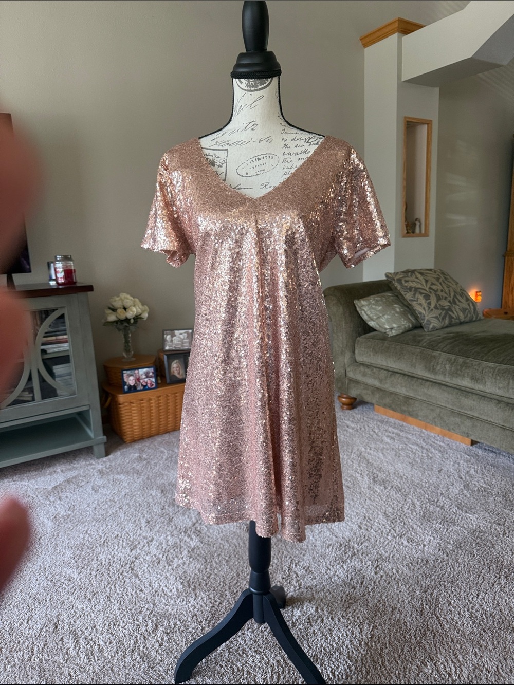 Rose Gold Sequin V-Neck Party Dress